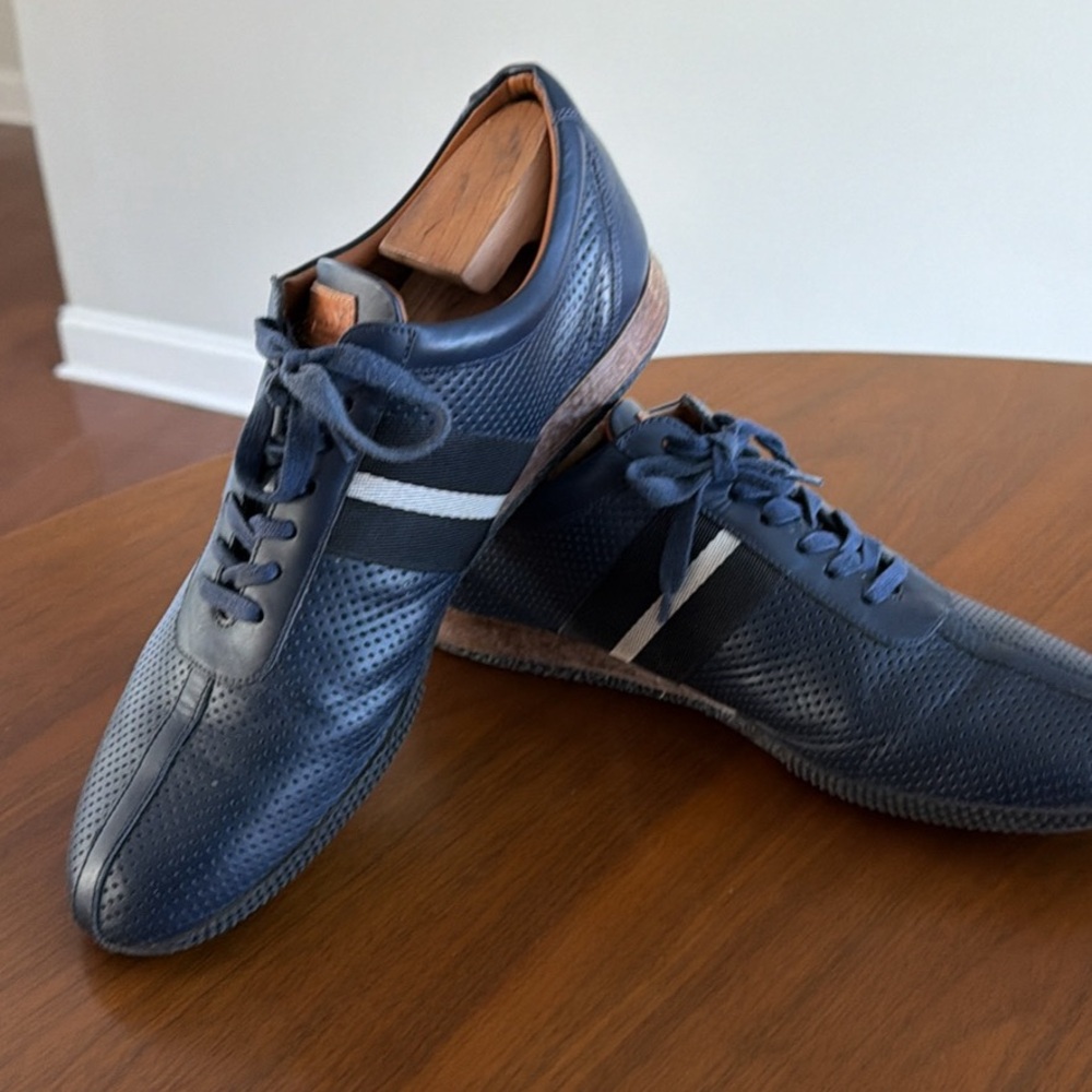 Bally Men's Navy and White Leather Sneakers - Picture 5 of 6